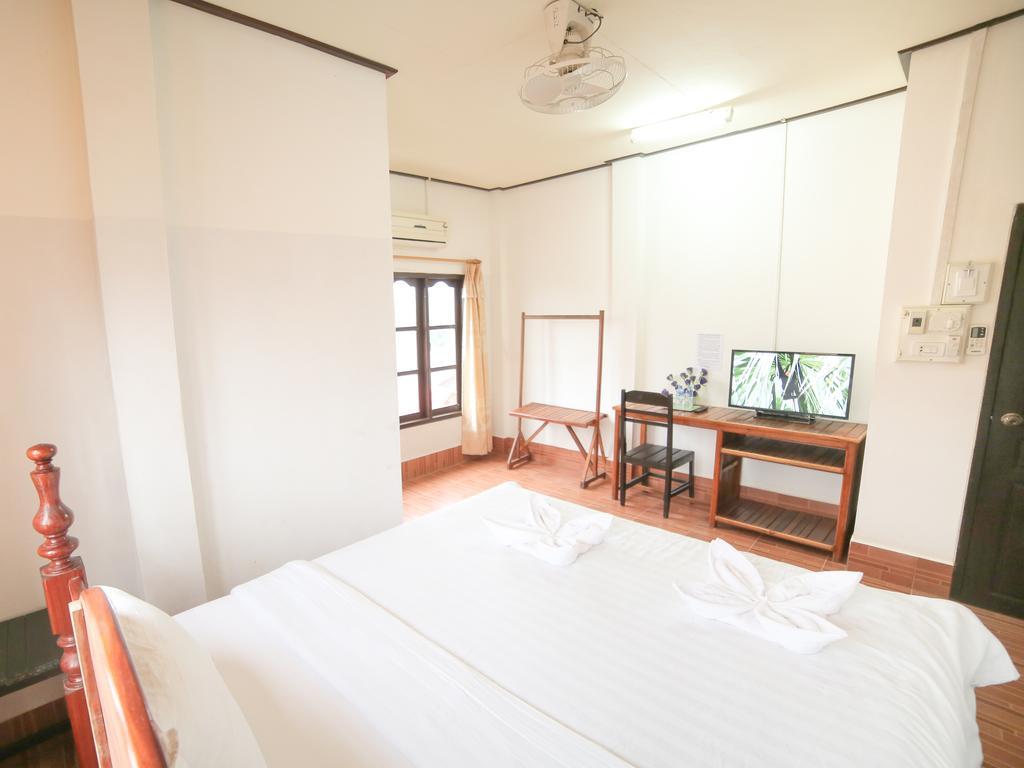 Maylay Guesthouse Vang Vieng Eksteriør bilde