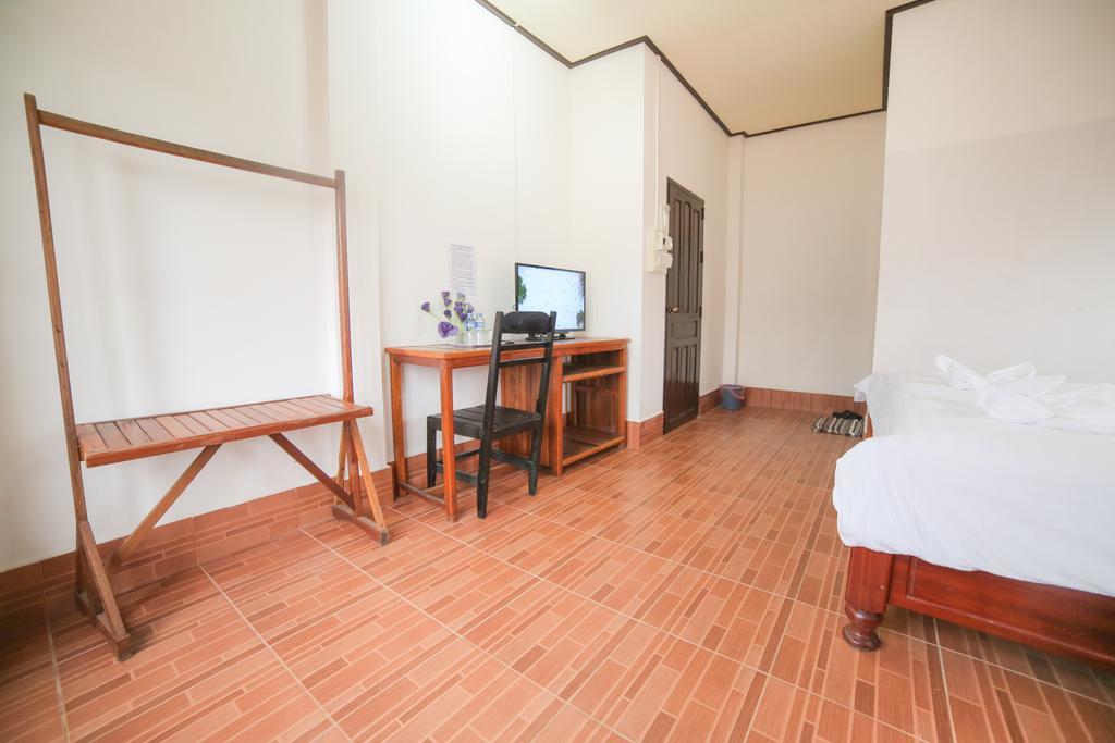 Maylay Guesthouse Vang Vieng Eksteriør bilde
