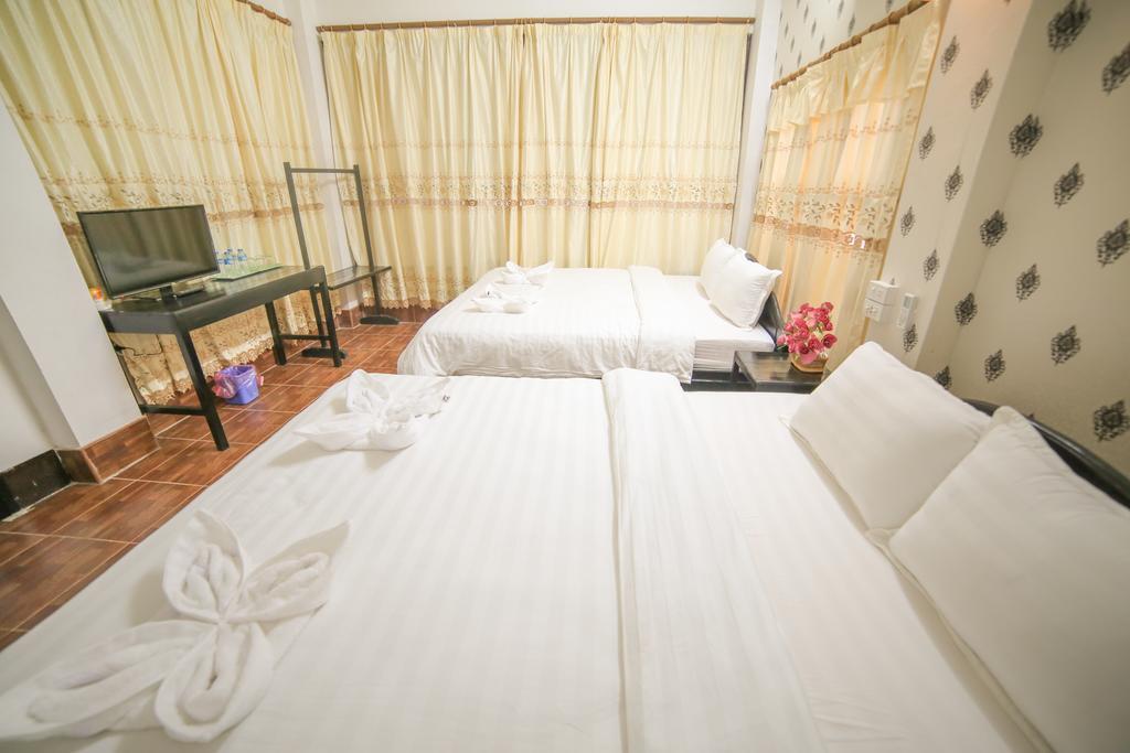 Maylay Guesthouse Vang Vieng Eksteriør bilde