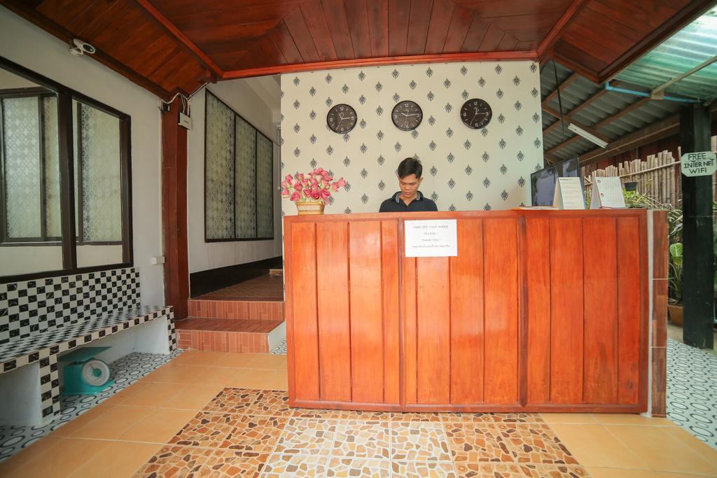 Maylay Guesthouse Vang Vieng Eksteriør bilde