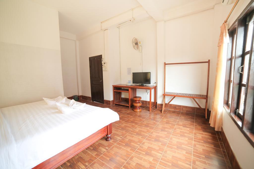Maylay Guesthouse Vang Vieng Eksteriør bilde