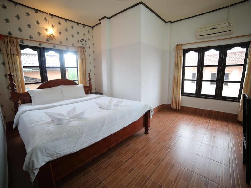 Maylay Guesthouse Vang Vieng Eksteriør bilde